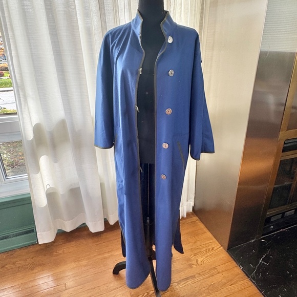 Vintage 80s coat, cobalt blue, kaki suede details, flutter sleeves, Salko - Picture 12 of 15